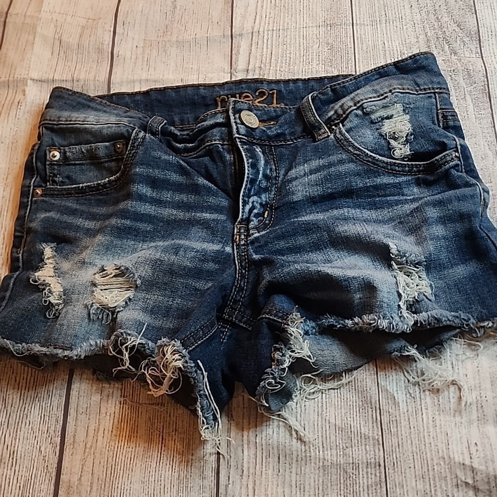 Rue21 size 6 Shorts - Picture 1 of 4